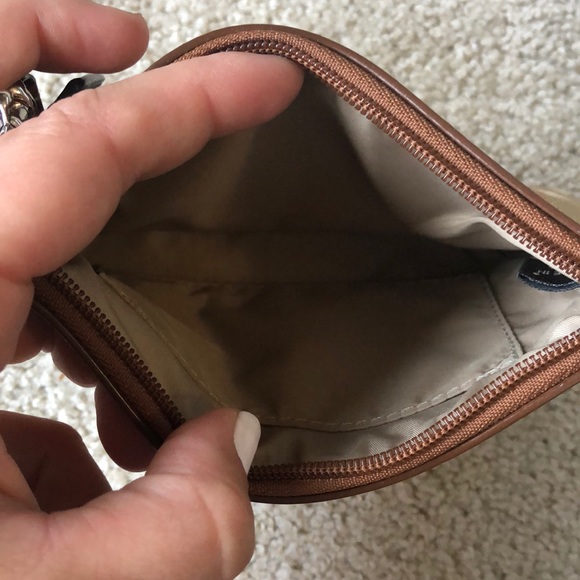 Coach wristlet - Picture 3 of 4